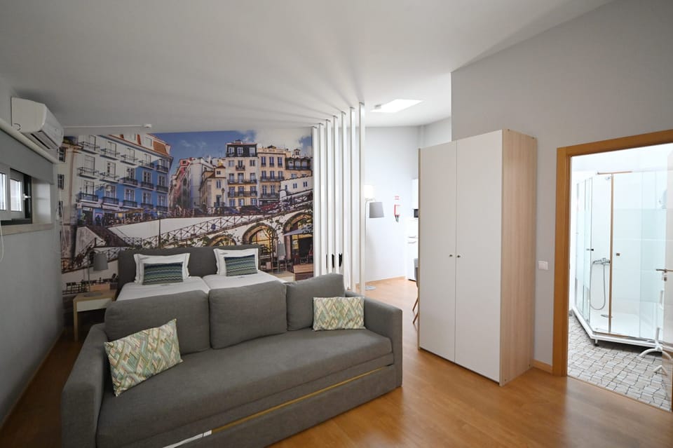 Studio, Private Bathroom (1st Floor) | In-room safe, individually decorated, individually furnished