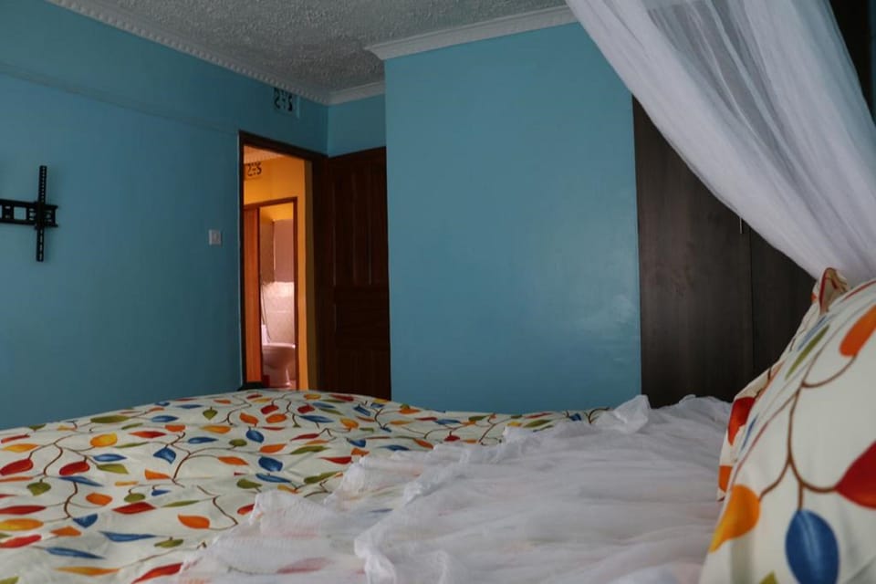 At Home With Karuris Apartment in Kenya