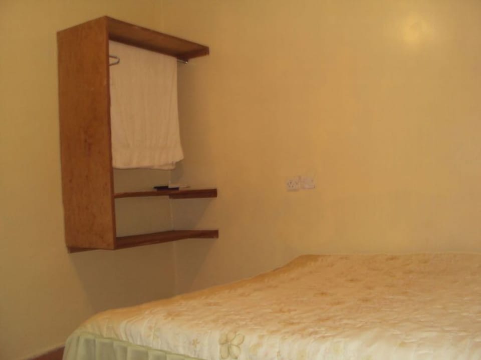 Double Room | Premium bedding, memory foam beds, desk, free WiFi