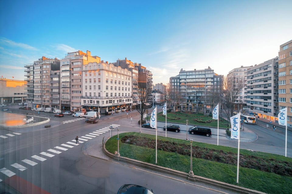 Comfort Room, City View | City view