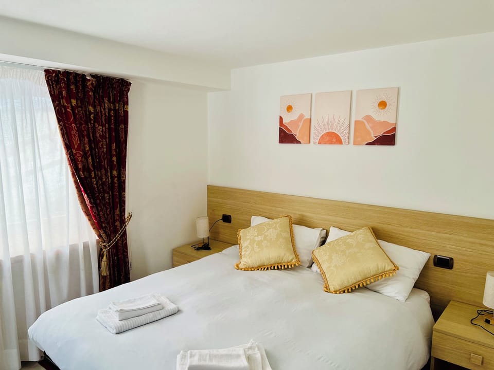 Panoramic Double Room | Down comforters, minibar, in-room safe, desk