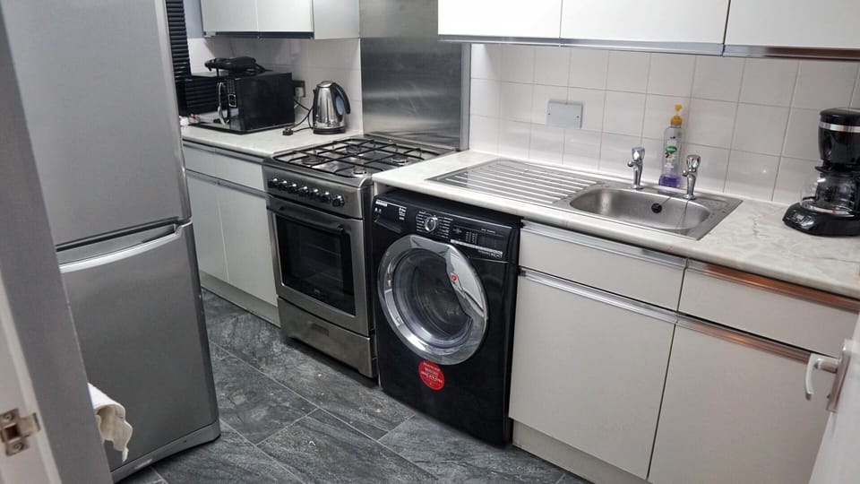 Apartment, 1 Bedroom (1 sofabed - kingsize) | 1 bedroom, individually decorated, individually furnished, desk