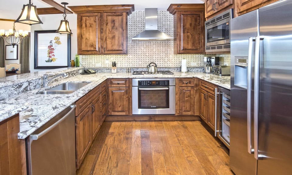 Condo, 2 Bedrooms | Private kitchen | Fridge, microwave, oven, dishwasher
