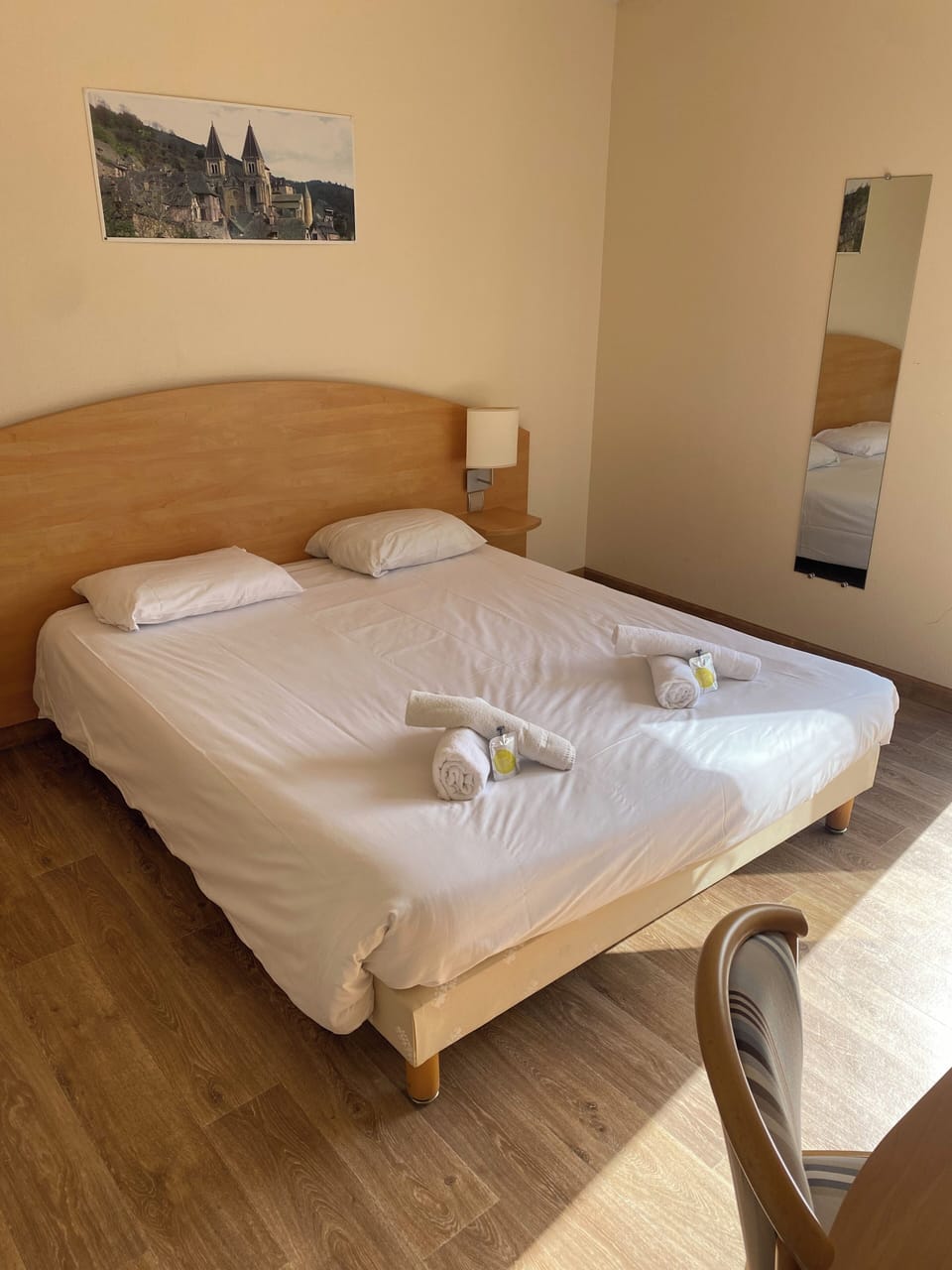 Premium bedding, individually furnished, soundproofing