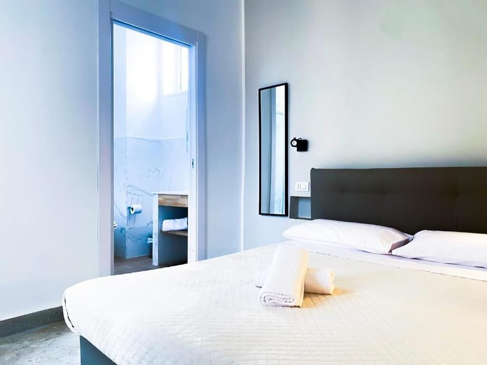 Basic Studio | Premium bedding, memory foam beds, individually furnished, desk