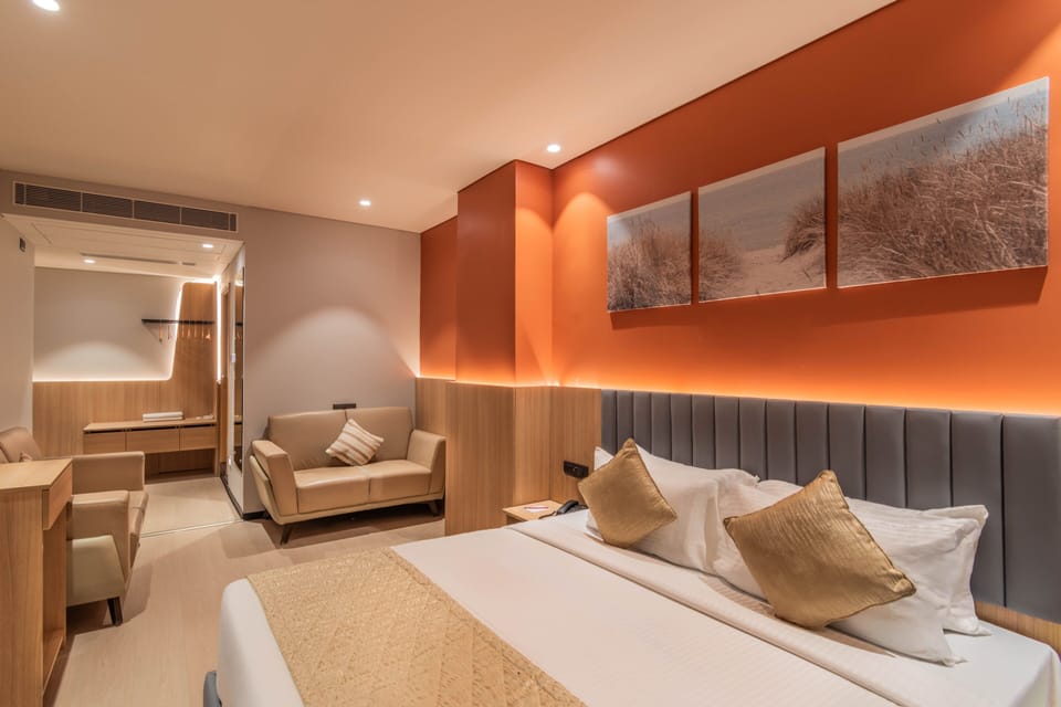 Superior Studio Suite | Premium bedding, minibar, in-room safe, desk