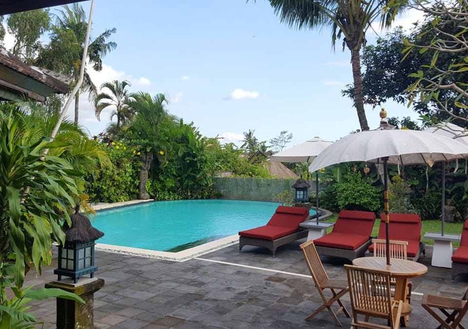 Private pool