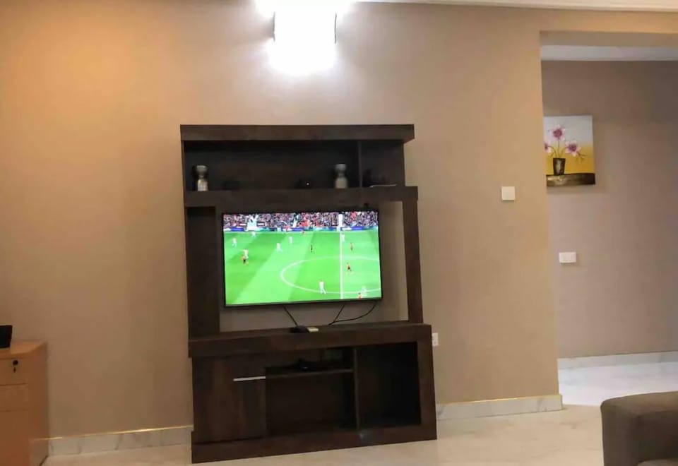 Apartment, 4 Bedrooms | Television