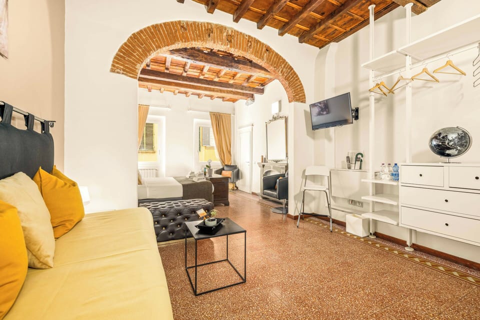 Deluxe Room, 1 Bedroom, City View | In-room safe, soundproofing, iron/ironing board (on request)