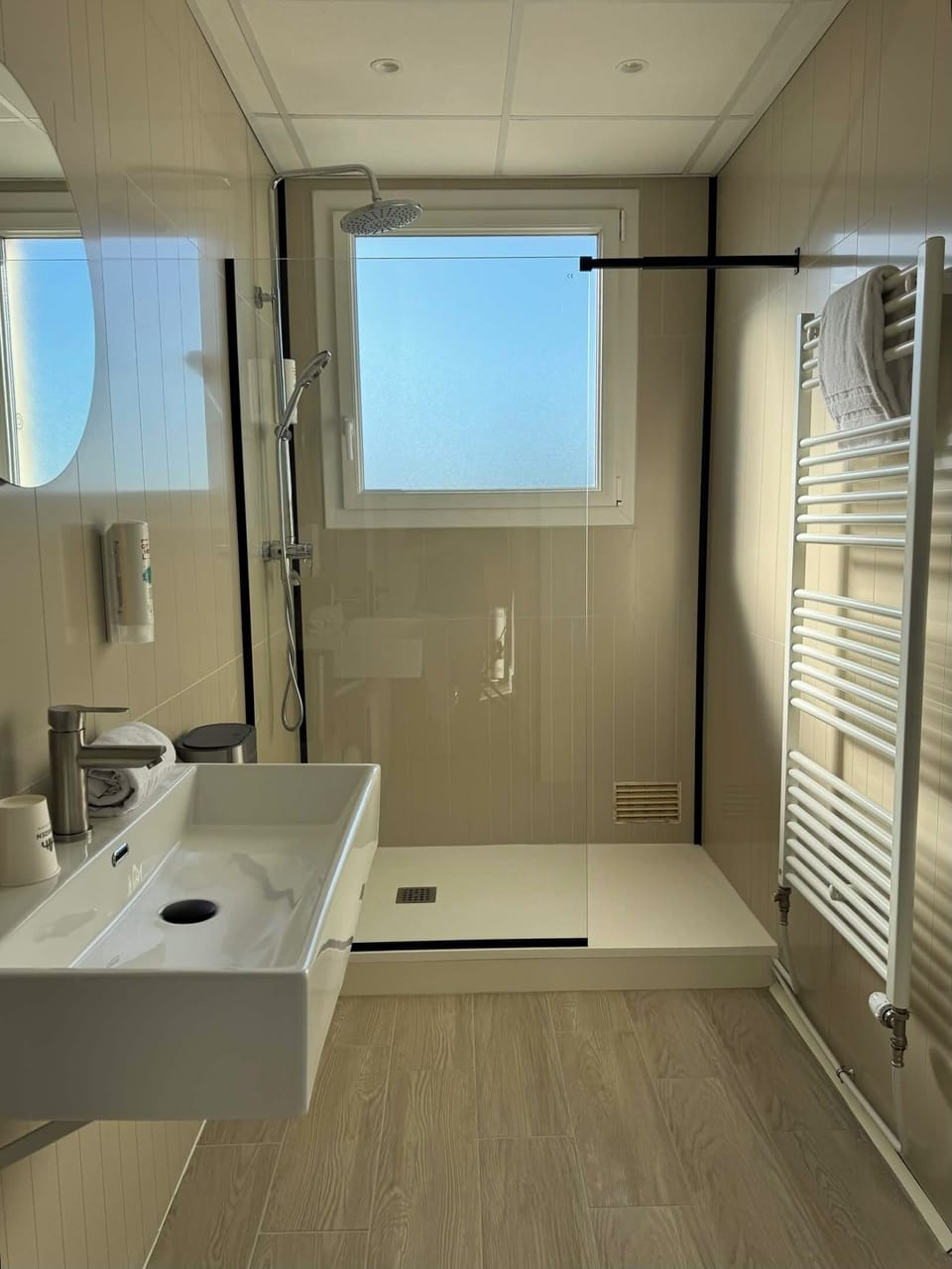 Twin Room | Bathroom | Towels, soap, shampoo, toilet paper