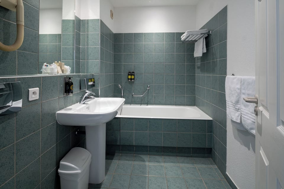 Hair dryer, towels