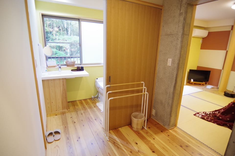 Deluxe Japanese-Style Room, River View | WiFi (free), bed sheets