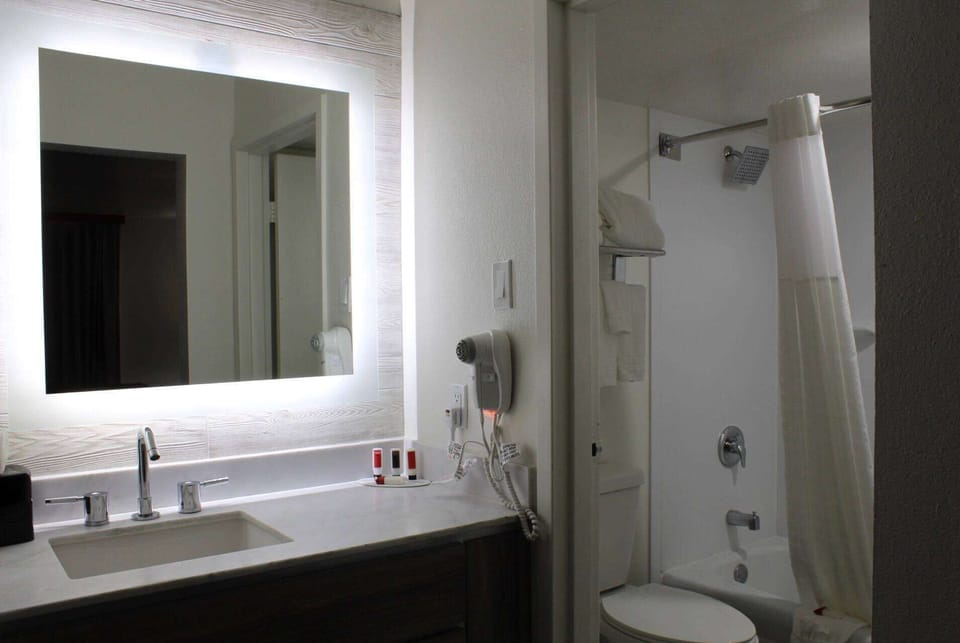 Ramada by Wyndham North Platte & Sandhills Convention Ctr Hotel in North Platte
