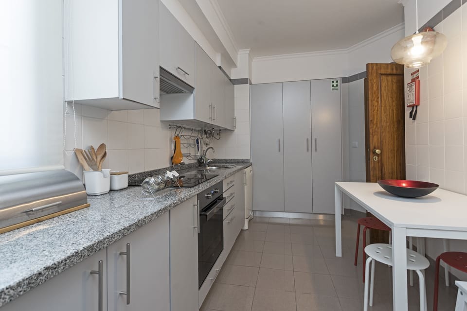 Apartment, 1 Bedroom, Terrace, Ocean View | Private kitchen | Full-size fridge, microwave, oven, stovetop