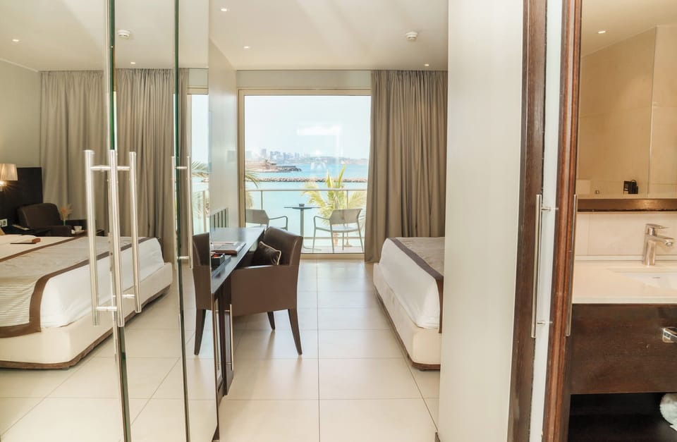 Comfort Double Room, Sea View | Premium bedding, Select Comfort beds, minibar, in-room safe