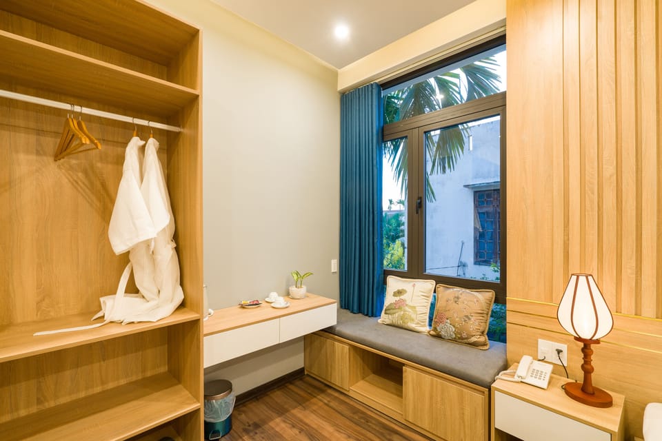 Junior Double or Twin Room | Premium bedding, minibar, in-room safe, desk