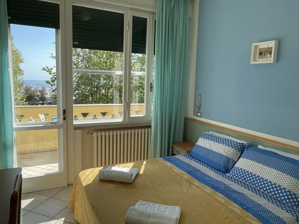 Double Room, Sea View | Premium bedding, down comforters, in-room safe, blackout drapes