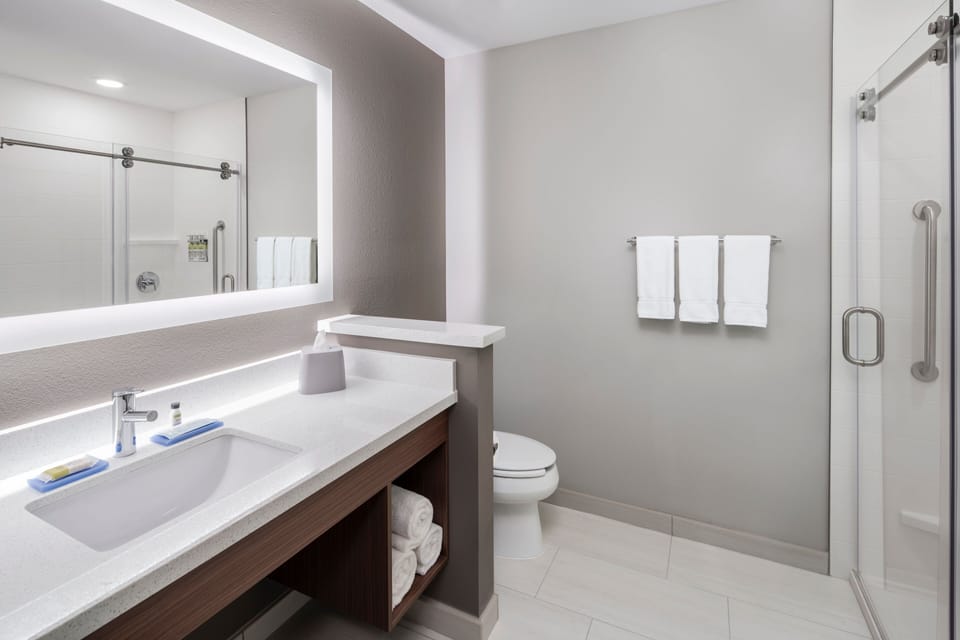 Free toiletries, hair dryer, towels