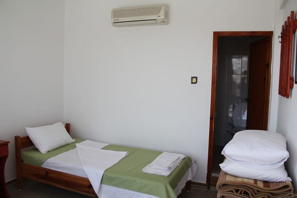 1 bedroom, in-room safe, desk, blackout drapes