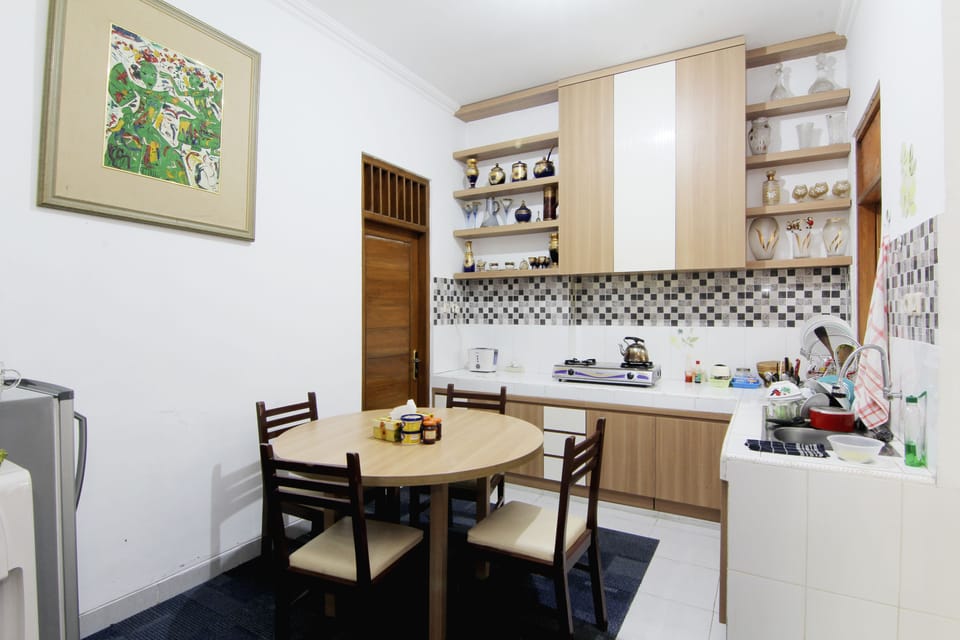 Family Room | In-room dining