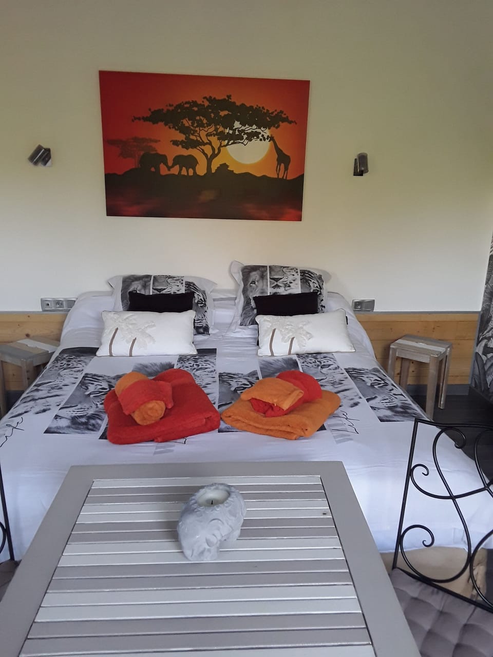 Double Room, Terrace, Garden View (Safari) | Individually decorated, individually furnished, desk, blackout drapes