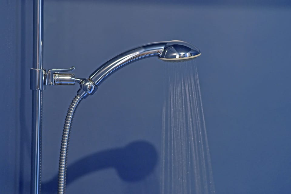 Superior Double Room | Bathroom shower