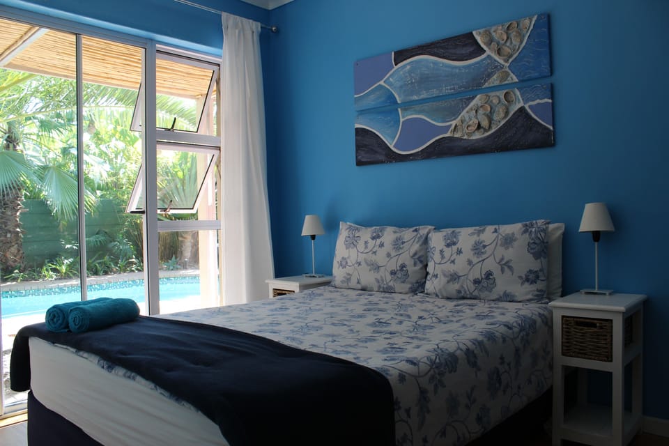 Standard Room, Ensuite | 1 bedroom, in-room safe, free WiFi, bed sheets