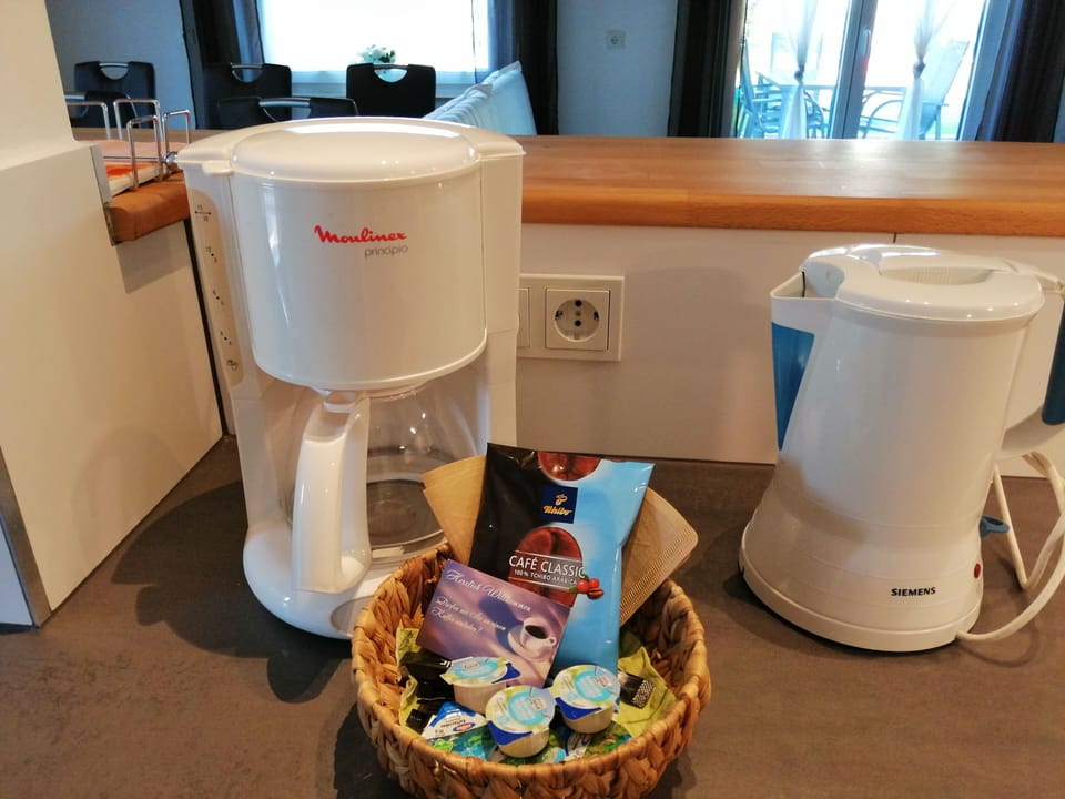 Family Condo, 2 Bedrooms, Patio, Garden View | Coffee service