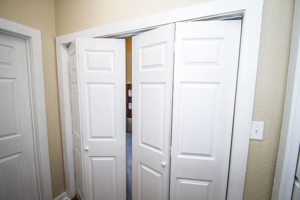 2 bedrooms, laptop workspace, iron/ironing board