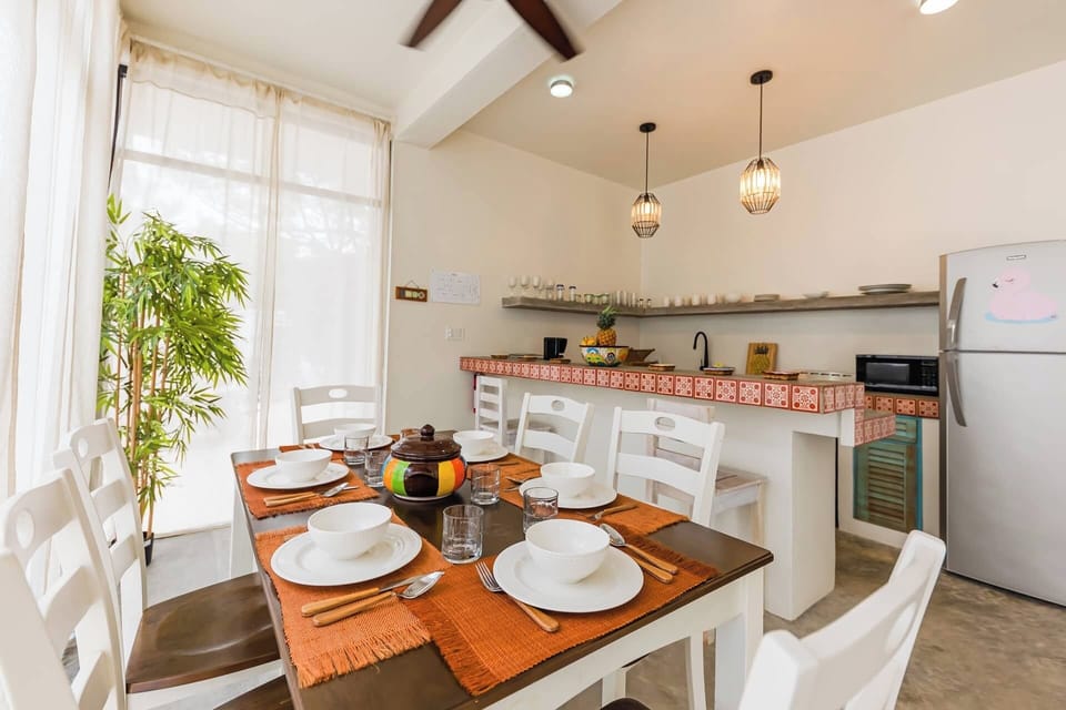 Comfort Apartment, 4 Bedrooms (Villa 6) | Private kitchen | Full-size fridge, microwave, oven, stovetop