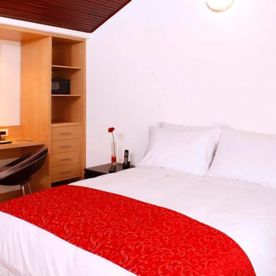 Comfort Double or Twin Room, 1 Bedroom, Garden View | Premium bedding, down comforters, Tempur-Pedic beds, in-room safe