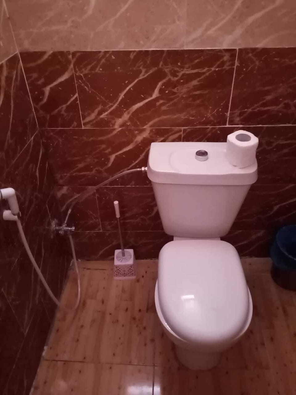 Bathroom amenities