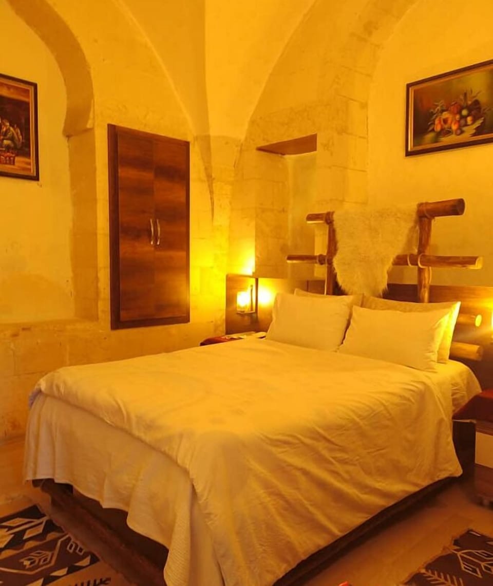 Premium bedding, minibar, individually furnished, desk