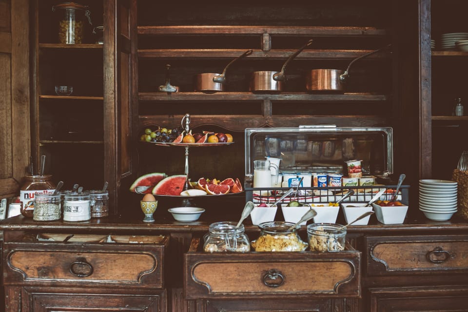 Daily buffet breakfast for a fee