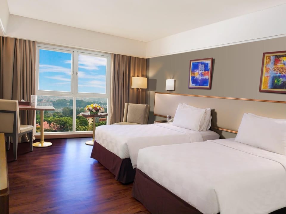 1 bedroom, in-room safe, desk, laptop workspace