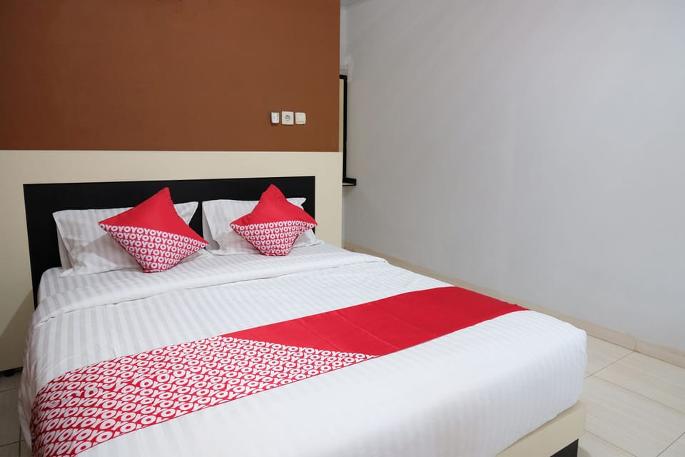 Standard Double Room | WiFi (free), bed sheets