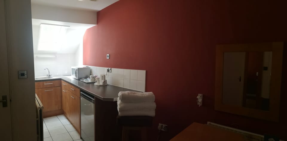 Family Room (2 adults + 2 children) | Iron/ironing board, free WiFi, bed sheets