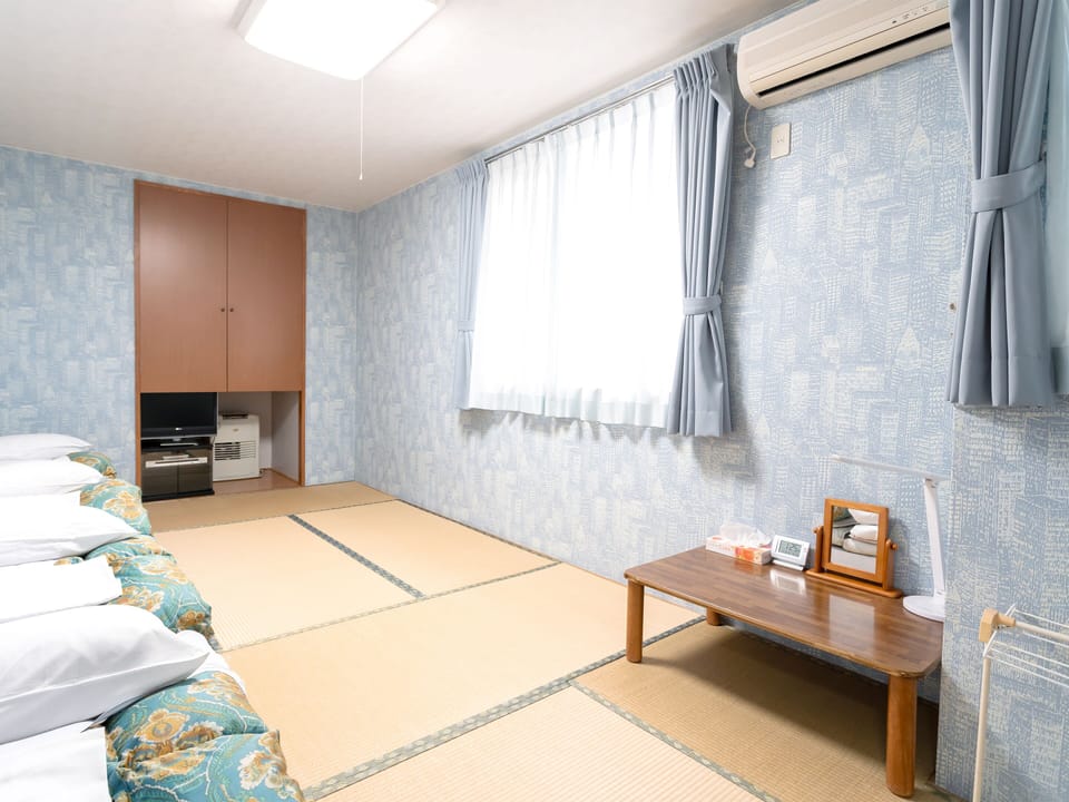 Japanese Style Room for 4 Guests | Free WiFi