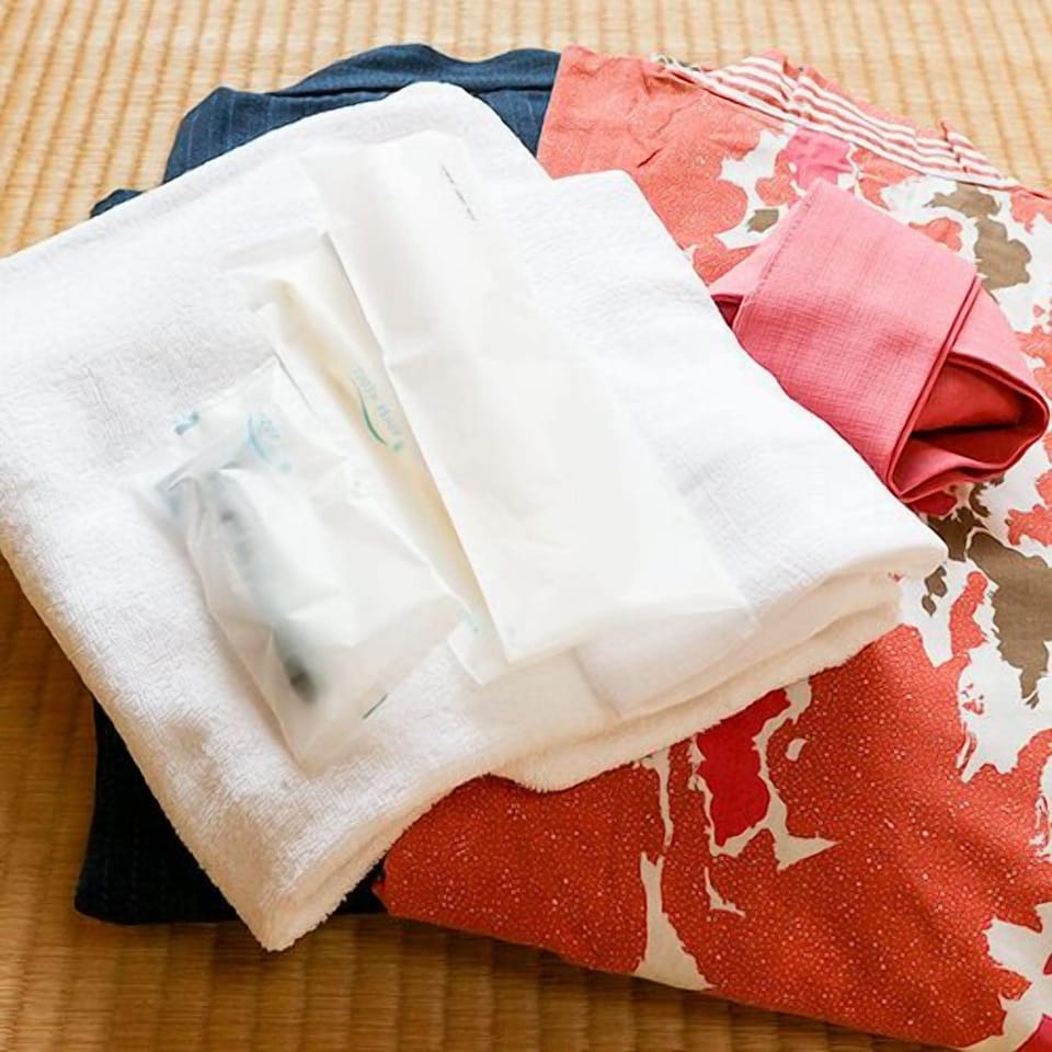 Bathroom amenities