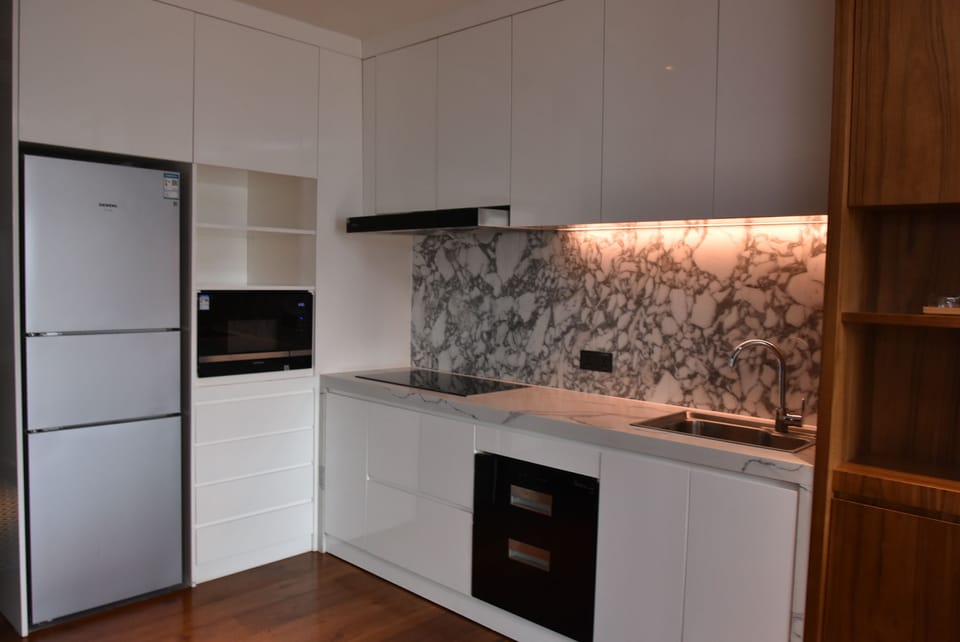 Deluxe Apartment, 1 Bedroom, Non Smoking, Bay View | Private kitchen | Coffee/tea maker, electric kettle