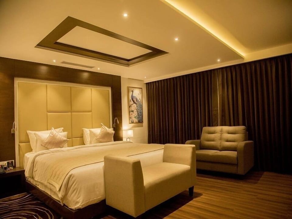 Presidential Suite | 1 bedroom, minibar, in-room safe, individually furnished