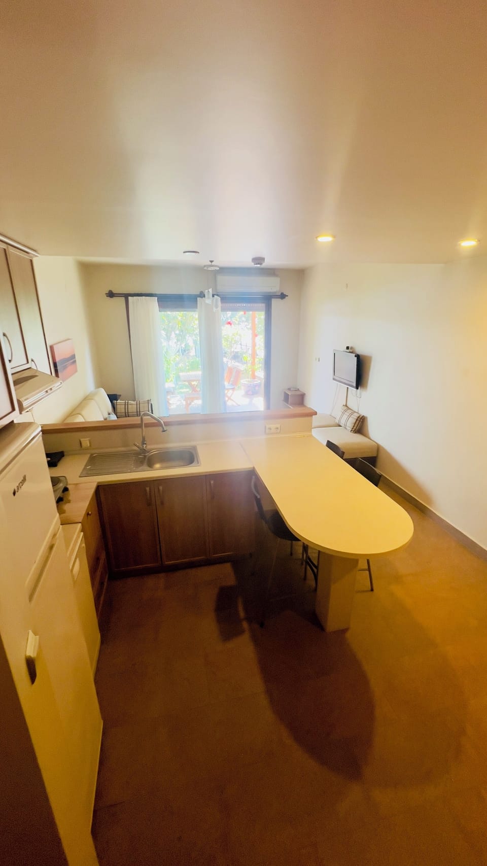 Apartment, 1 Bedroom, Sea View | Private kitchen | Fridge