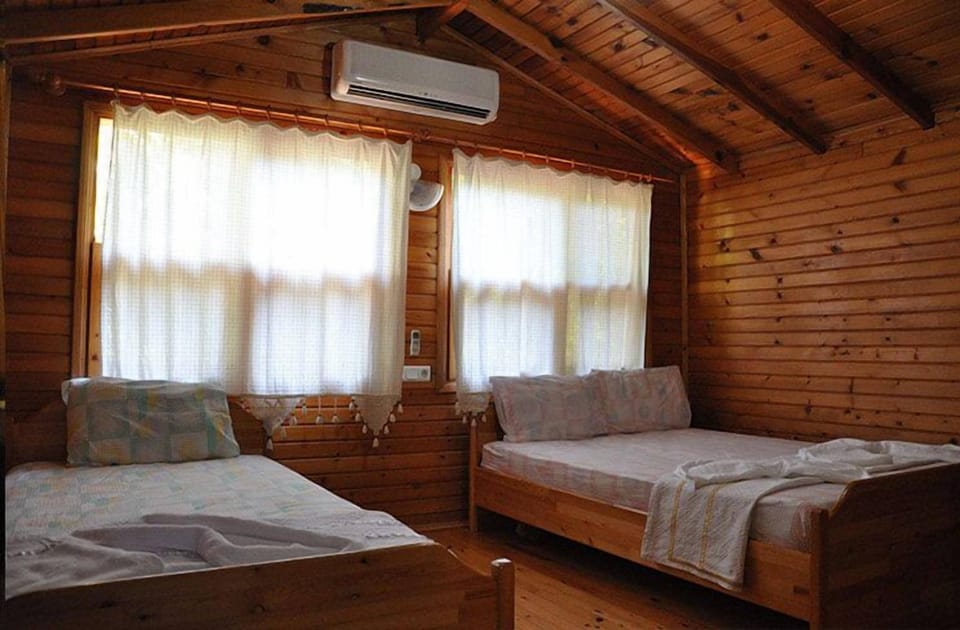 Comfort Triple Room | Soundproofing, bed sheets