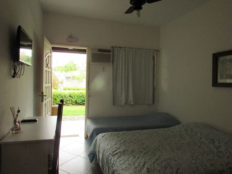 Superior Suite | Minibar, blackout drapes, free WiFi, bed sheets