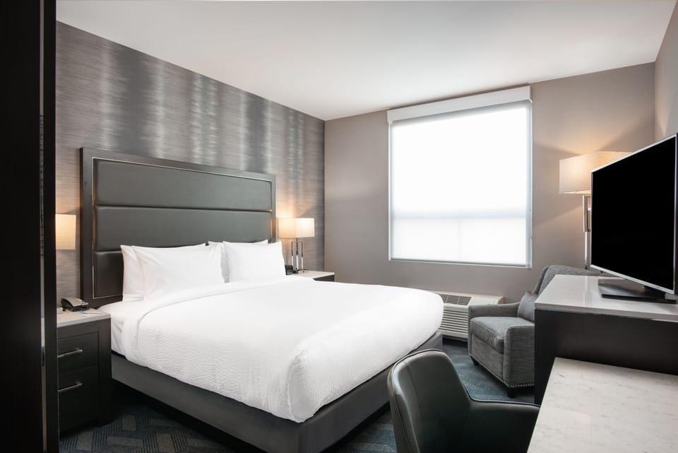 1 bedroom, in-room safe, desk, blackout drapes
