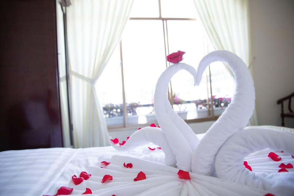Deluxe Single Room | Blackout drapes, free WiFi, bed sheets