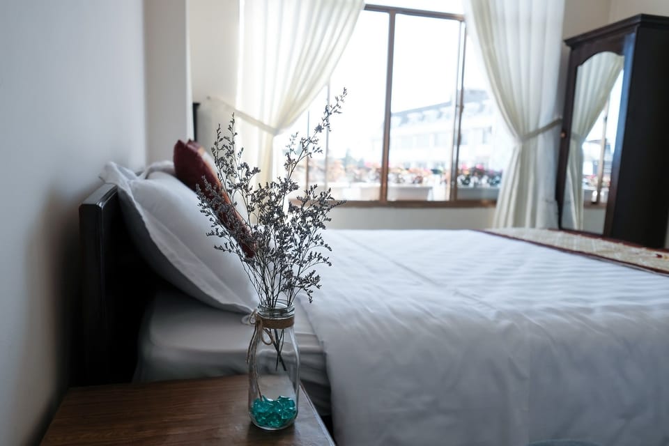 Deluxe Double Room, City View | Blackout drapes, free WiFi, bed sheets