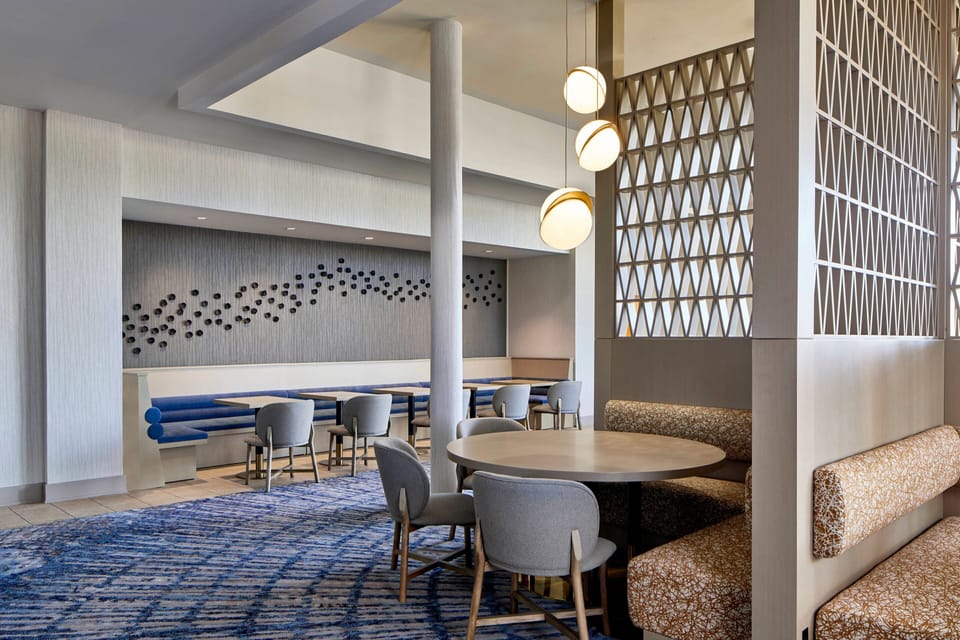 Breakfast and dinner served, American cuisine