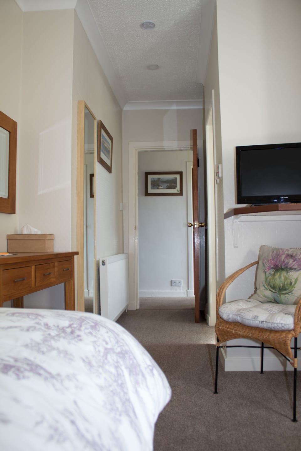 Twin Room, Garden View | Iron/ironing board, free WiFi, bed sheets