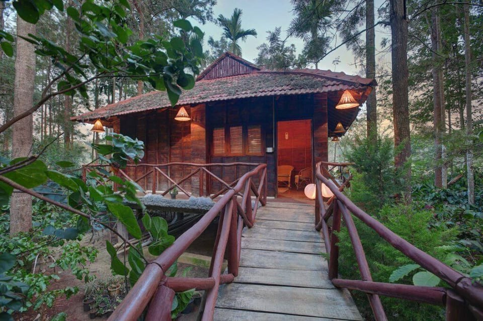 Rukum Cottage | Egyptian cotton sheets, premium bedding, memory foam beds, minibar